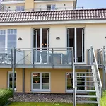 Residenz Strandhaus 6 *